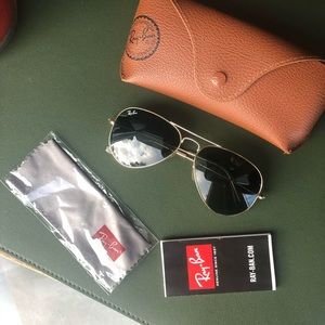 Ray-Bans Classic Aviators